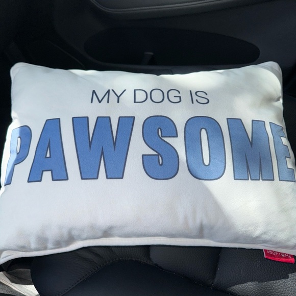 My Dog is PAWSOME” throw pillow - Picture 2 of 6